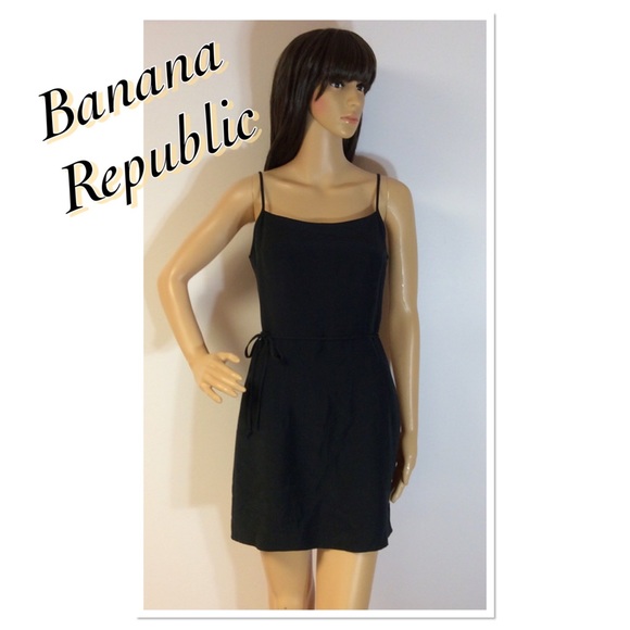Banana Republic Dresses & Skirts - BANANA REPUBLIC SILK LITTLE BLACK DRESS